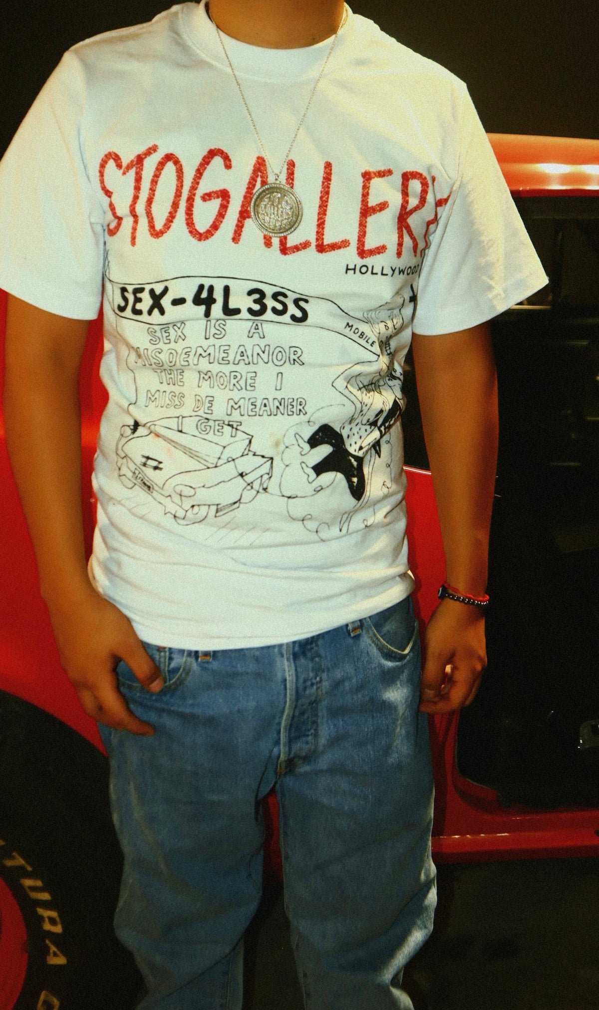 S.T.O GALLERY “Sex-4L3ss” Tee