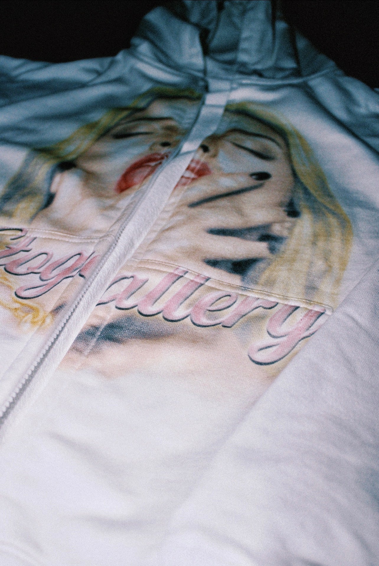 S.T.O GALLERY GALORE ZIP UP